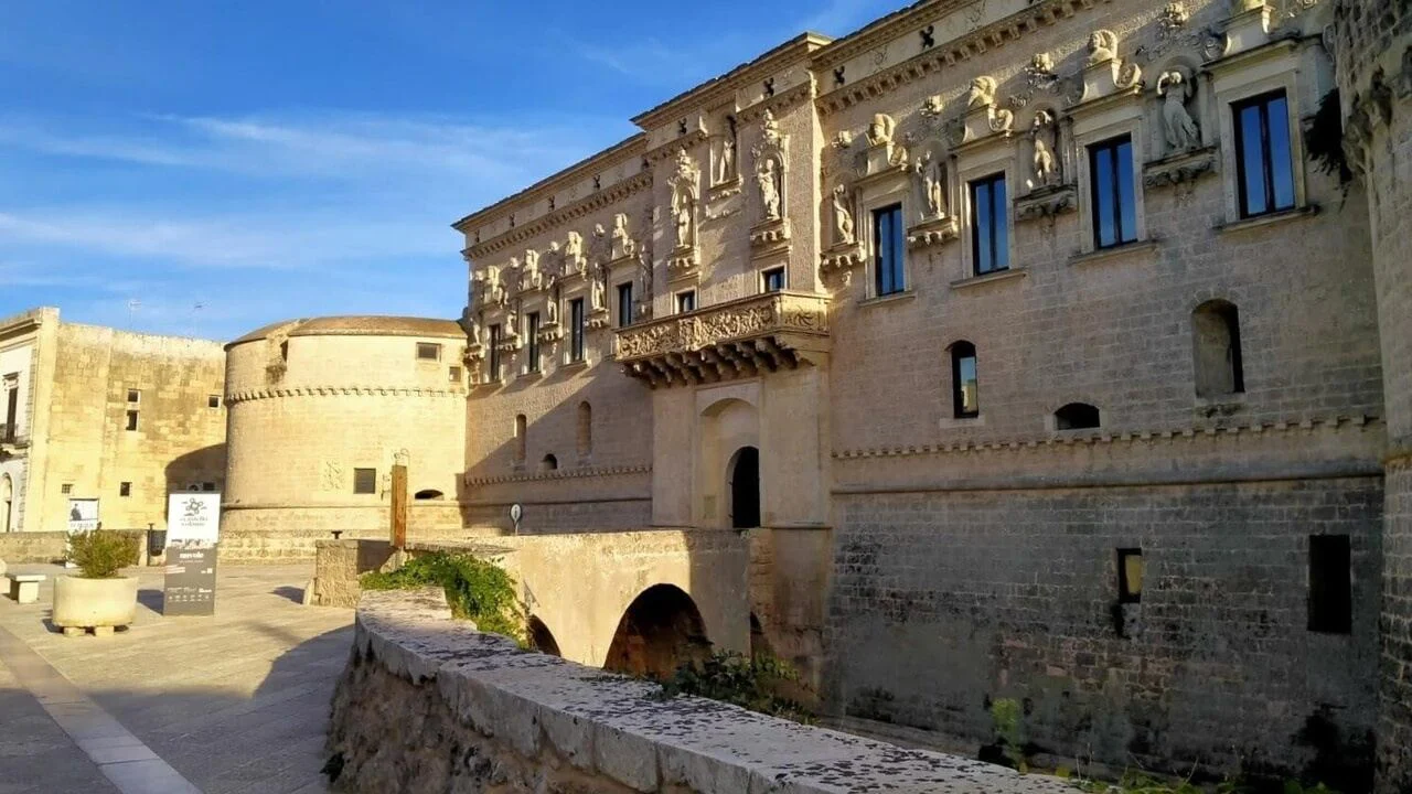 Authentic Southern Italian Art Experience - Image 5